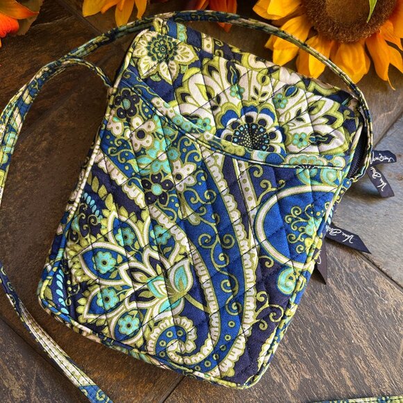 Vera Bradley Mini Hipster Crossbody in Rhythm and Blues Pattern (Like Ne… - Picture 14 of 14
